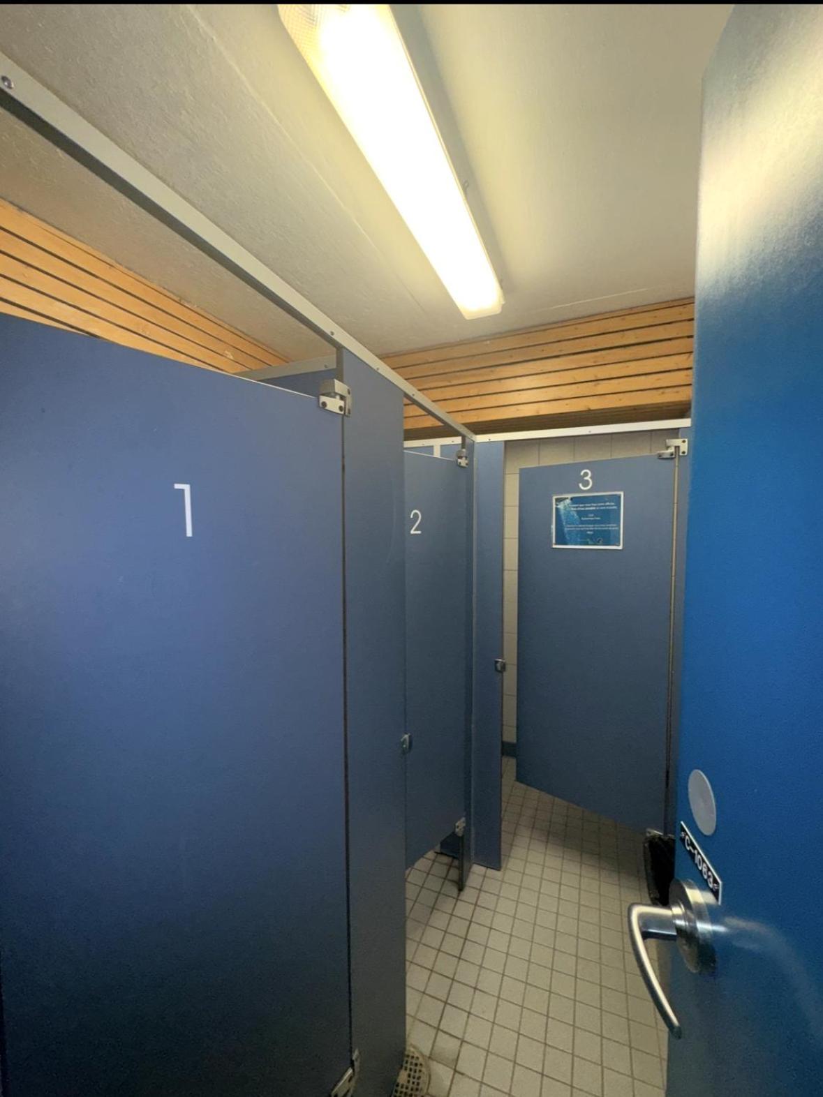 Residences Du Cegep De Hostel