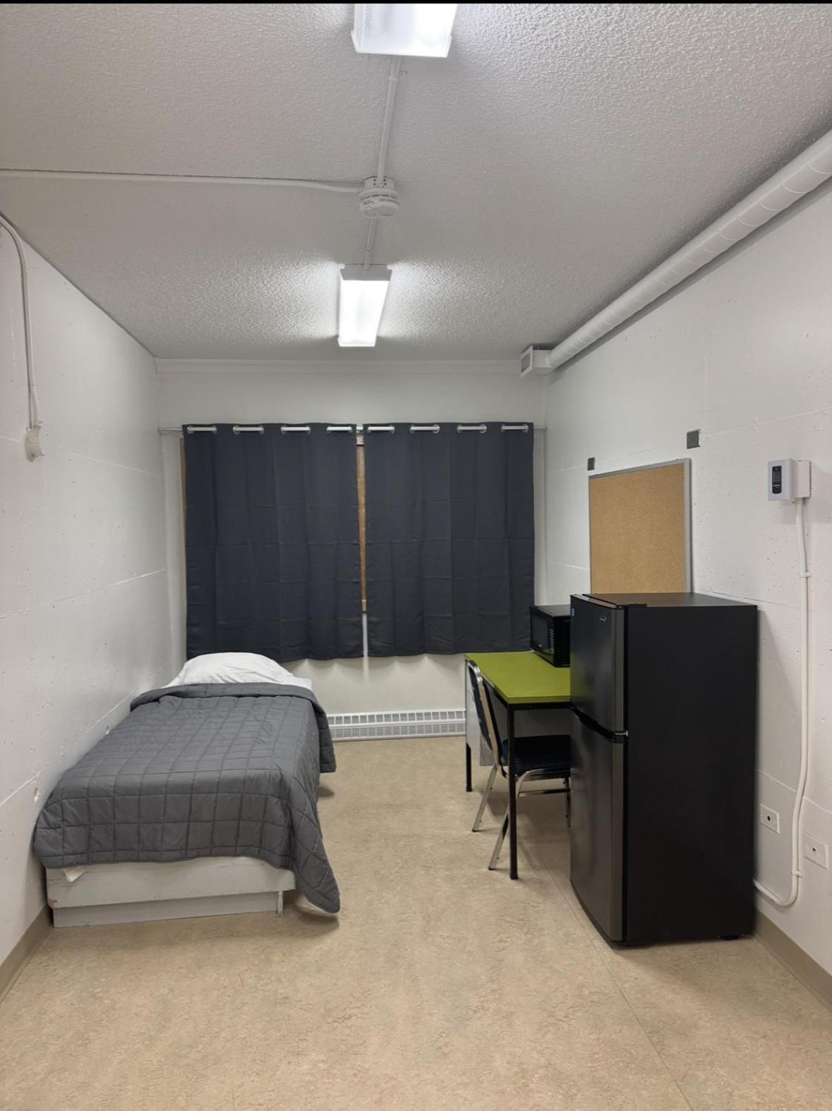 Residences Du Cegep De Hostel